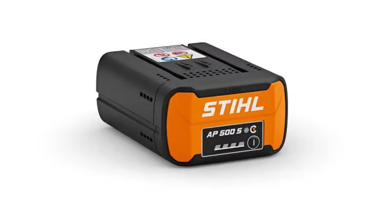 Stihl MSA 300 – A new Battery-Powered Chainsaw