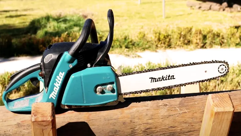 Makita EA4300F40B ChainSaw Review [2023] - Forestry Reviews