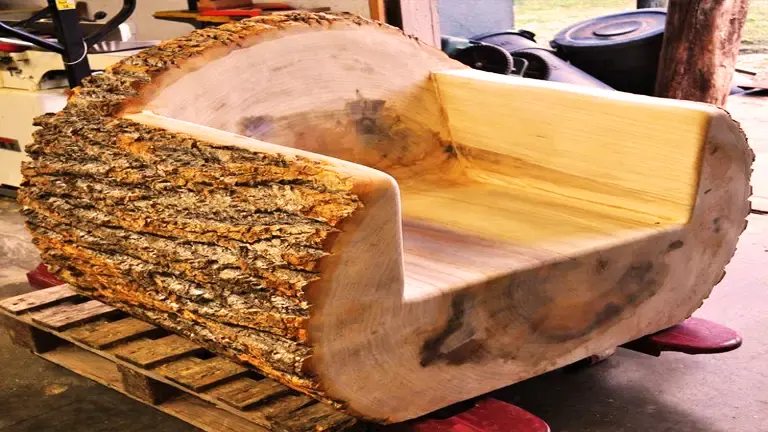 Why Poplar Wood is Perfect For Wood Carving?