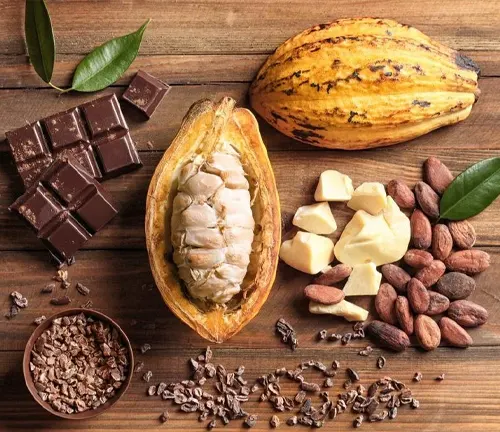 Criollo Cacao products on a wooden surface