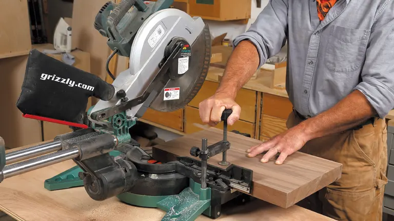 Grizzly Pro T31635 Double-Bevel Sliding Compound Miter Saw