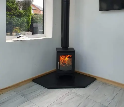 Wood Stove with Hearth Pads