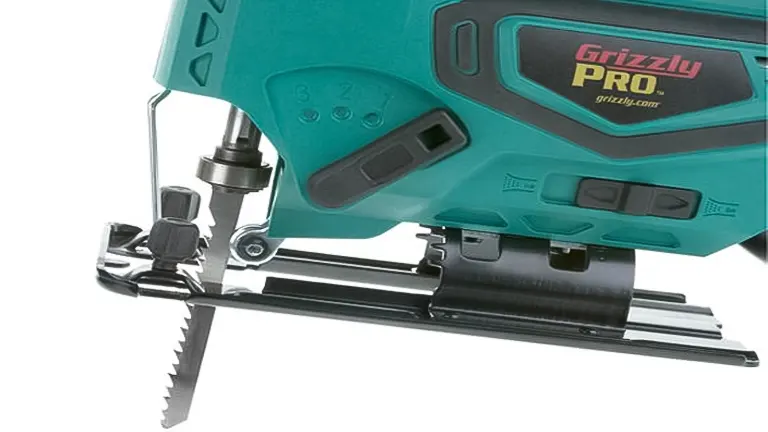Close-up of a ‘Grizzly Pro’ jigsaw tool on a white background.