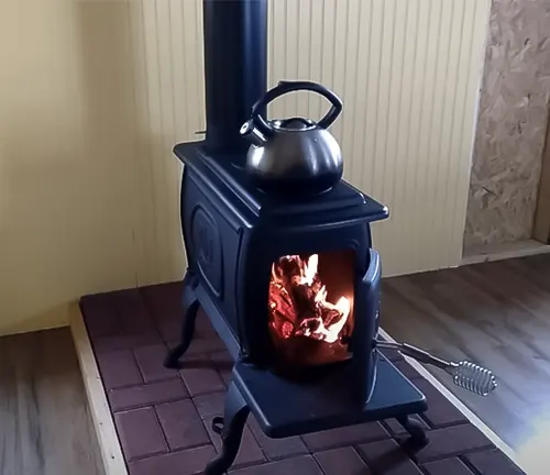 US Stove 900 Sq. Ft. Cast Iron Log Wood Stove Review