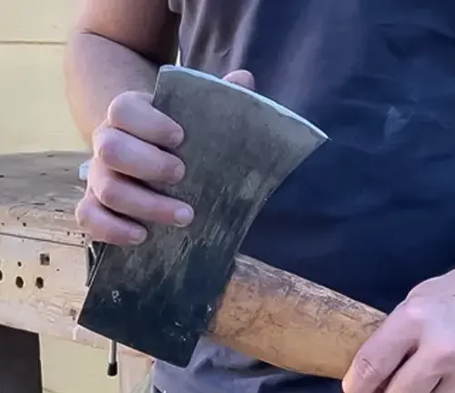 The Best Way to Sharpen an Axe
