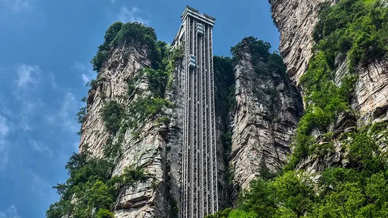 Bailong Elevator (Hundred Dragons Sky Lift)