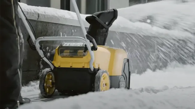 dewalt 60v snow blower clearing capacity