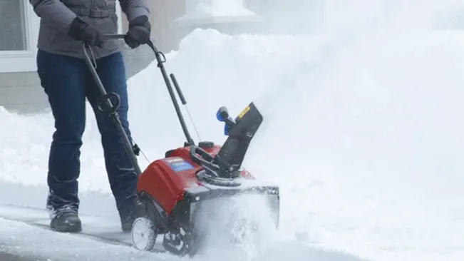 Best Way to Use Snow Blower Essential Steps for Efficient and Easy Snow Removal