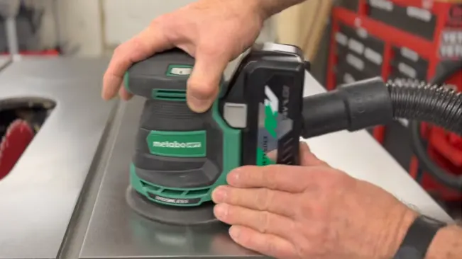 Metabo HPT 5-Inch Sander Accessibility