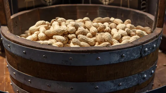 Storing Unshelled Peanuts