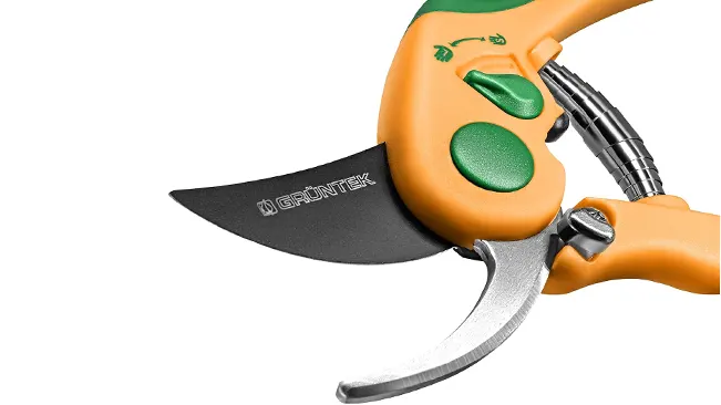 Close-up of the blade and handle of GRÜNTEK FLAMINGO Bypass Pruning Shears.