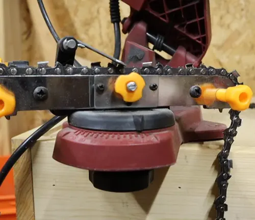 Chainsaw chain laying on the Harbor Freight Chainsaw Sharpener