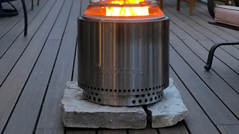 Solo stove with Concrete Pavers below