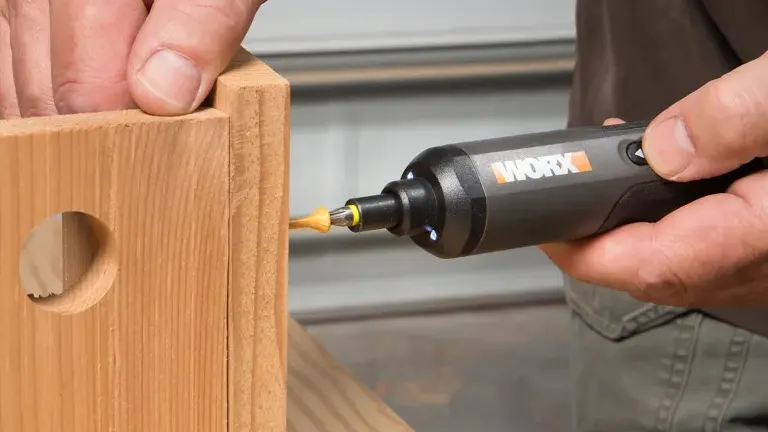 WORX 4V 3-Speed Cordless Screwdriver in action tightening bolt